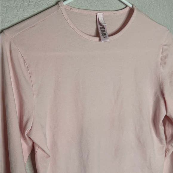 Skims Vintage Crop Long Sleeve Light Pink Baby Tee Size Large Base Layer - Picture 3 of 5